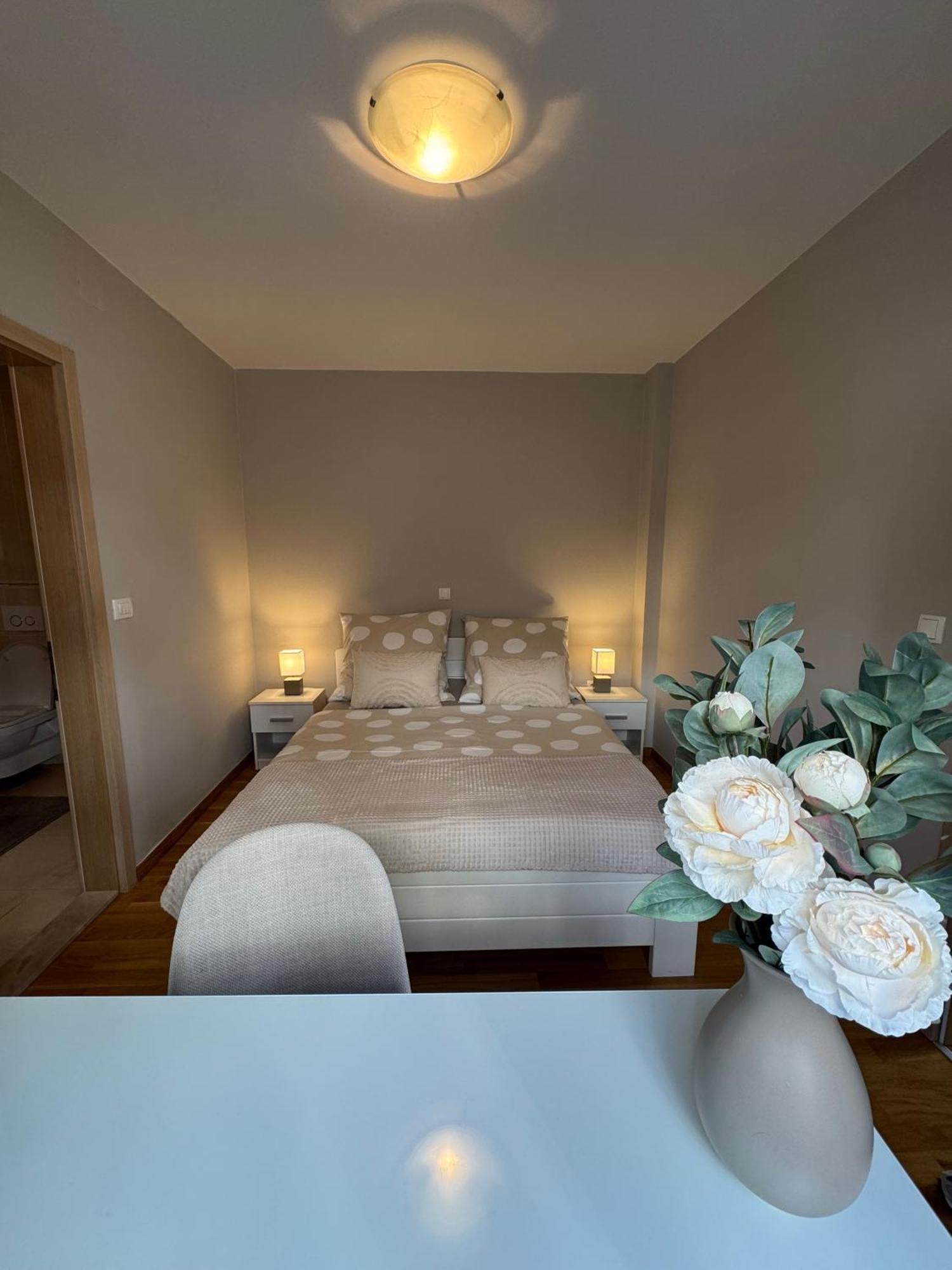 Apartment Tri Sunca 바스카보다 외부 사진